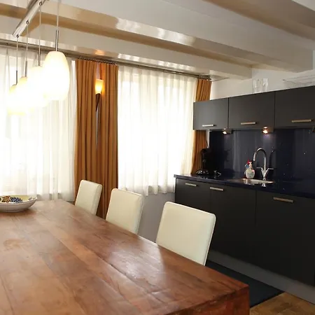 Apartment Hendrick De Keyser